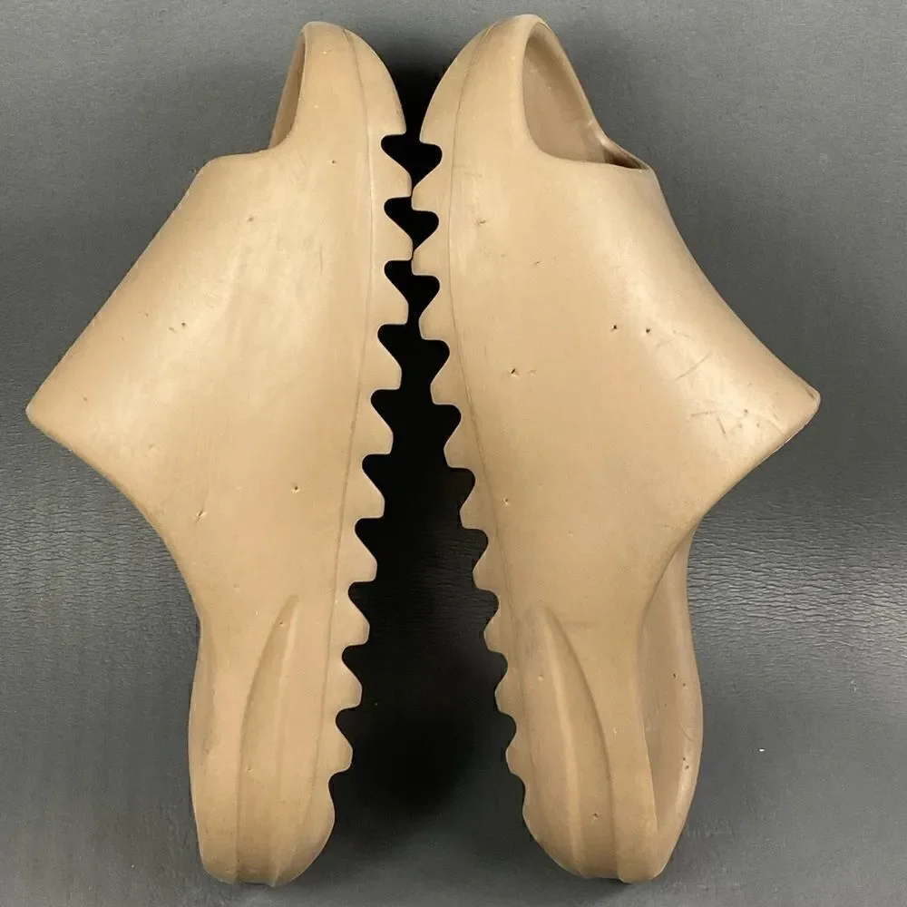 Adidas Yeezy Slide Core Brown womens size 5
